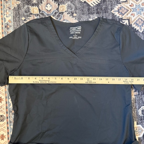 NWT Cherokee Women’s Core Stretch Scrub Top in Pewter Gray Size Medium - Picture 15 of 15